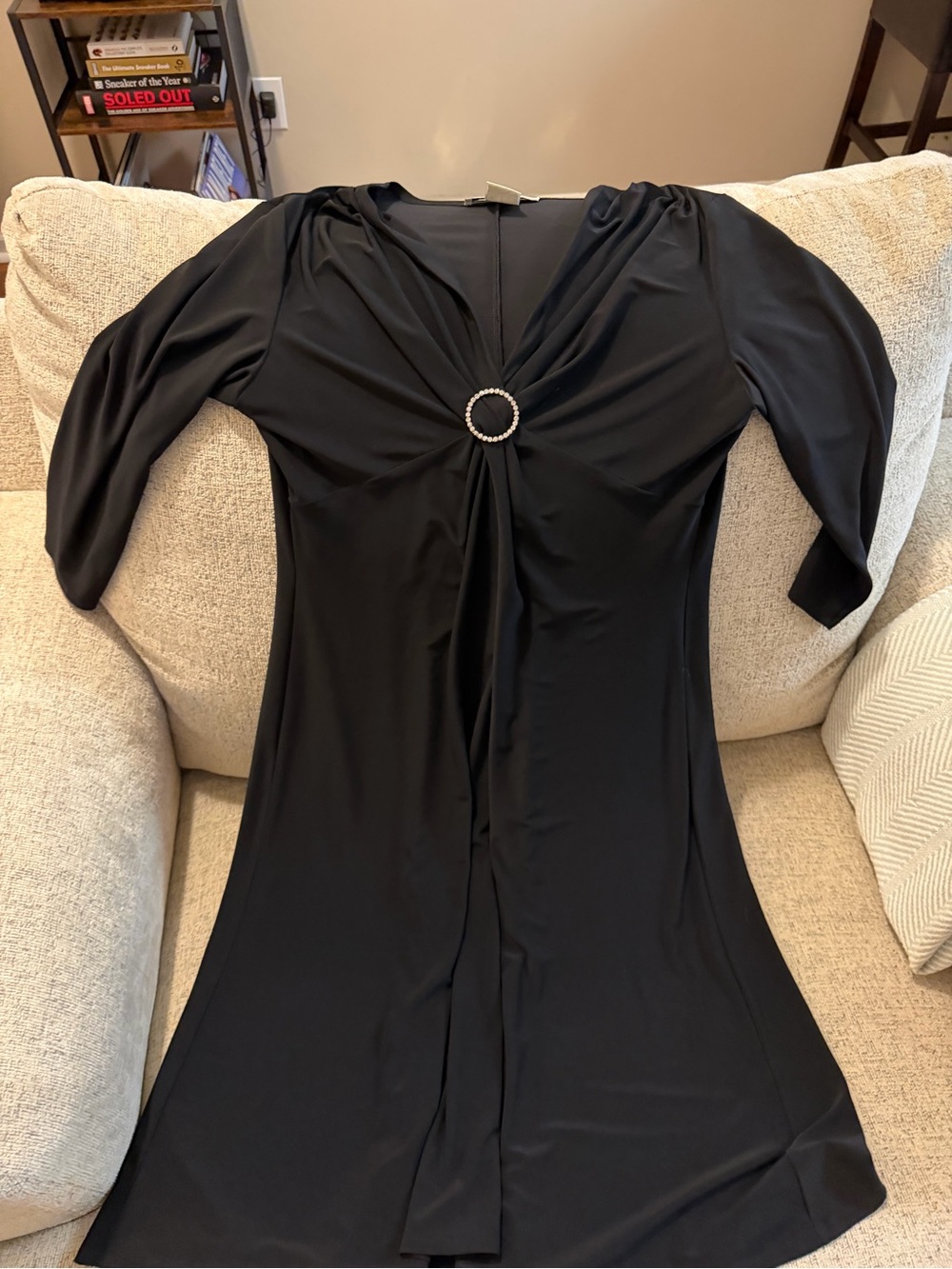 Evan Picone black dress with ring detail, size 14 #eveningwear #formal